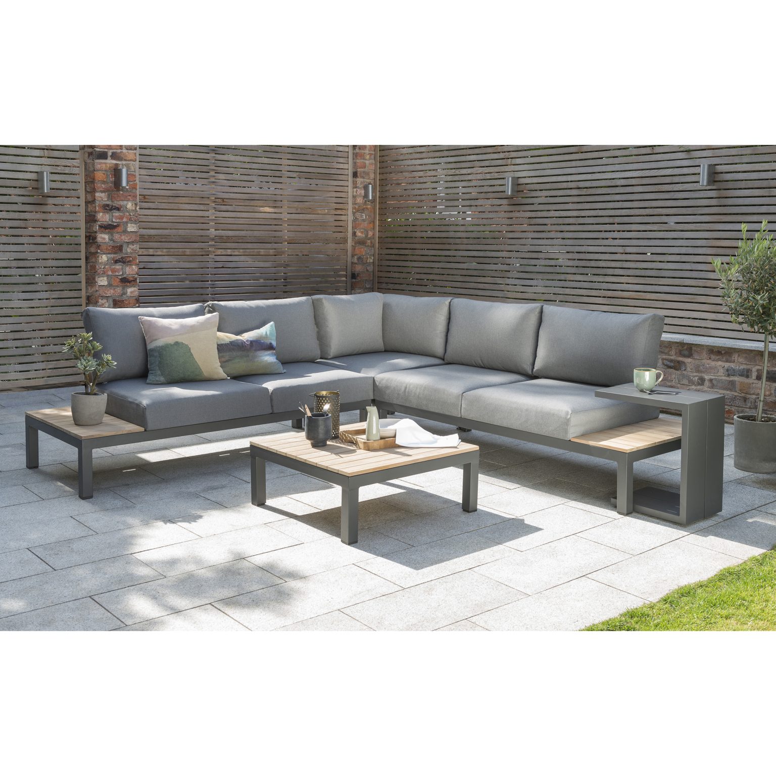 Best Outdoor Garden Furniture Guide 2022 Ransoms Garden Centre