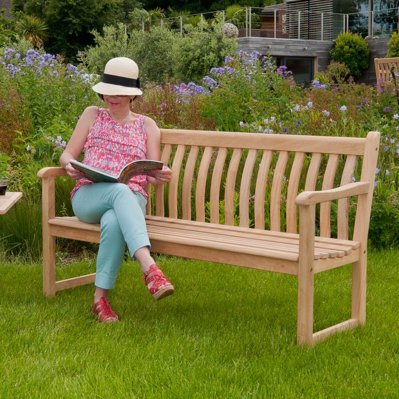 Broadfield Roble bench 5ft - Image 2