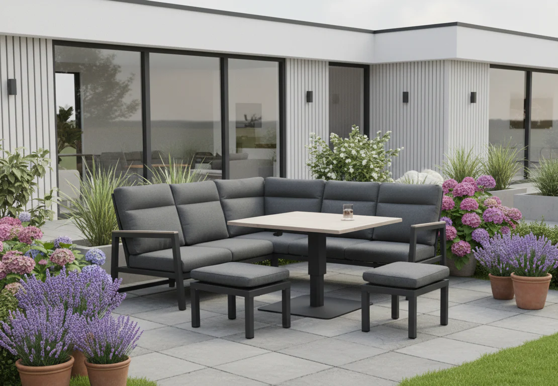 007415-5000CTudorMiniCornerSetLIFESTYLE